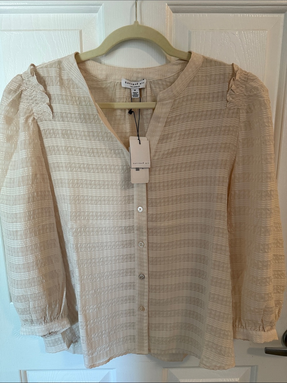 NWT Current Air Cream Textured Button-Down Blouse with Puff Sleeves
